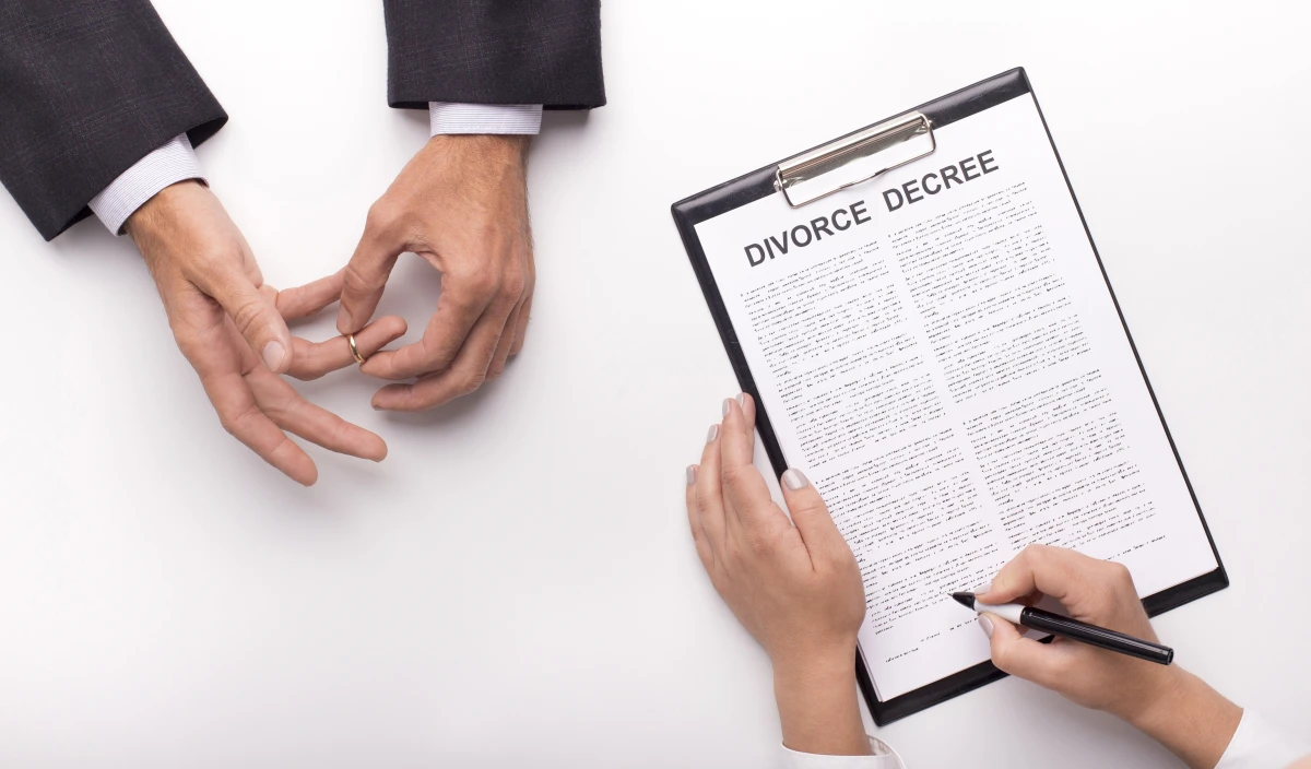 Divorce et biens en indivision : Démêler les complexités juridiques et financières