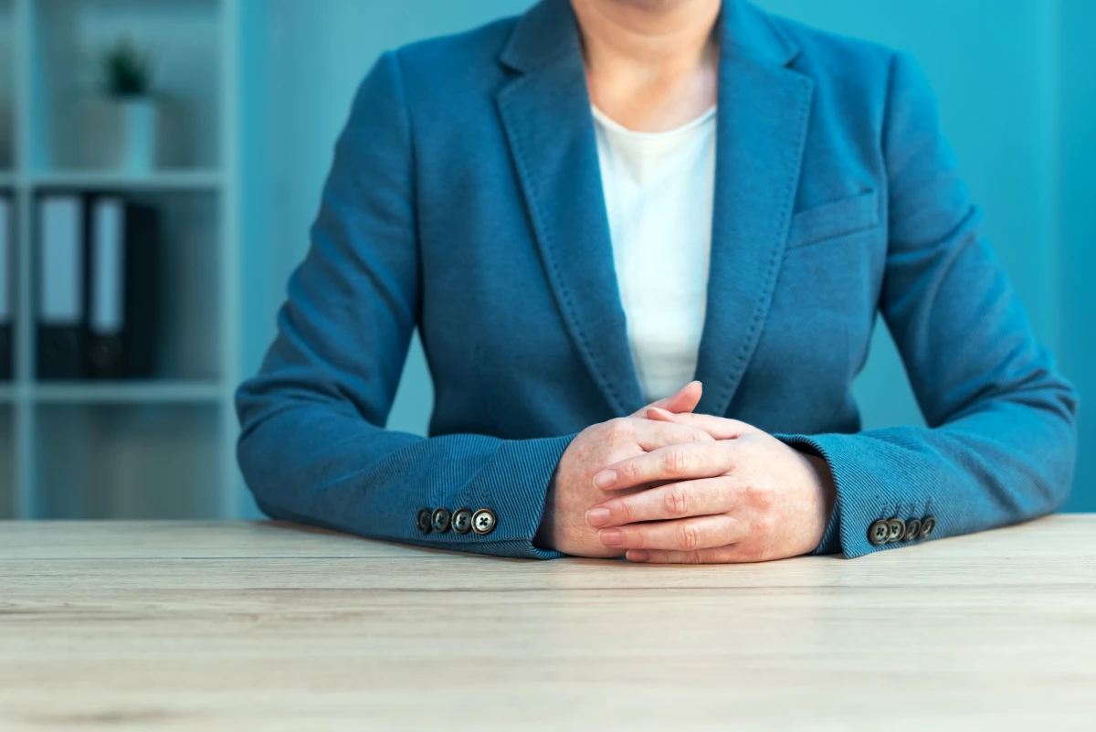 Maîtrisez l'art de la négociation des contrats de location : conseils d'un avocat expert